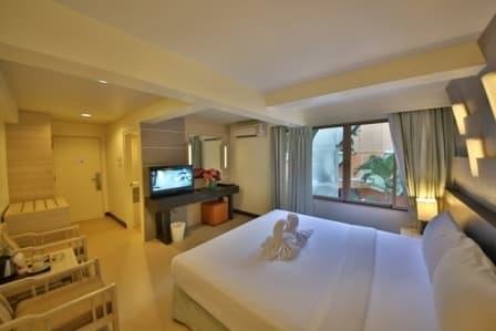 STANDARD-ROOM-1.jpg