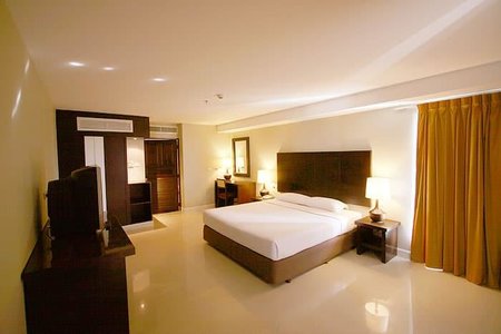 bedroom.jpg