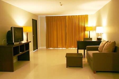 living_room.jpg