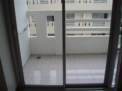 PB160064 (Small).jpg