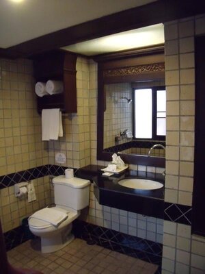 Raming Lodge 5.jpg