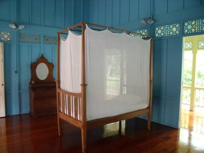 Palast Phra Ratchaniwet Marukkha Thayawan 5.jpg