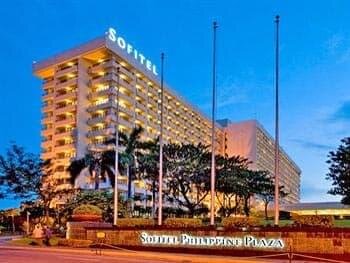 Philippine plaza1.jpg