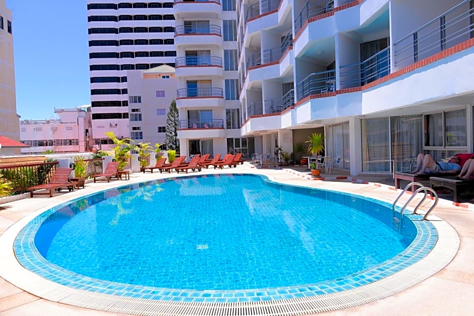 Sandy Spring Hotel.jpg