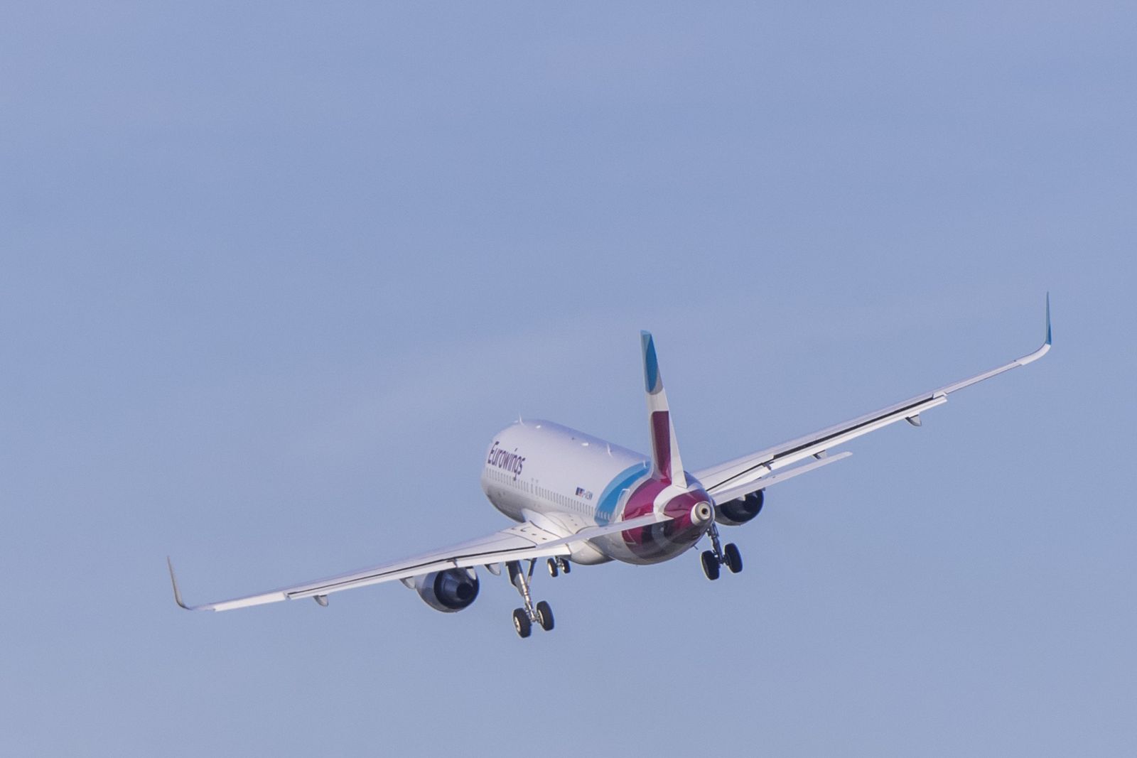 www.aero.de